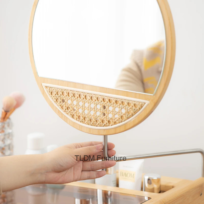 تصميم الحد الأدنى الغرور الجدو - مراجعة Beauty Makeup Table وسعره
